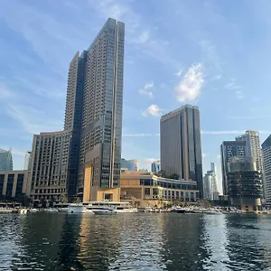 Four Stars Marina Jbr Дубай