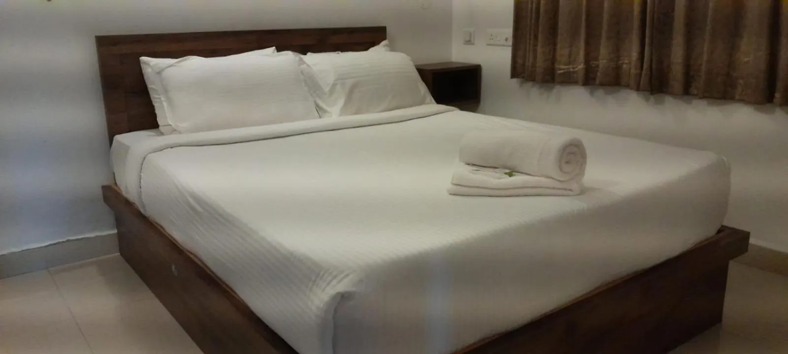 Dubai Marina Luxury Studio Apartment