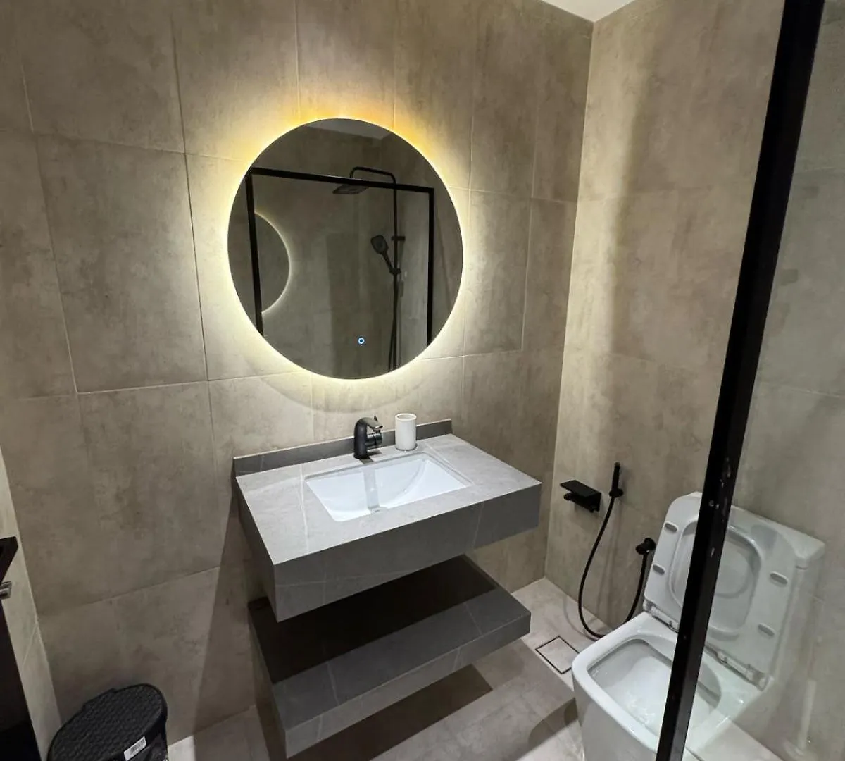Dubai Marina Luxury Studio Apartment